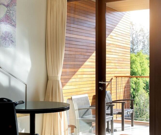 ダブルベッドスタンダードルーム, Renaissance Phuket Resort & Spa