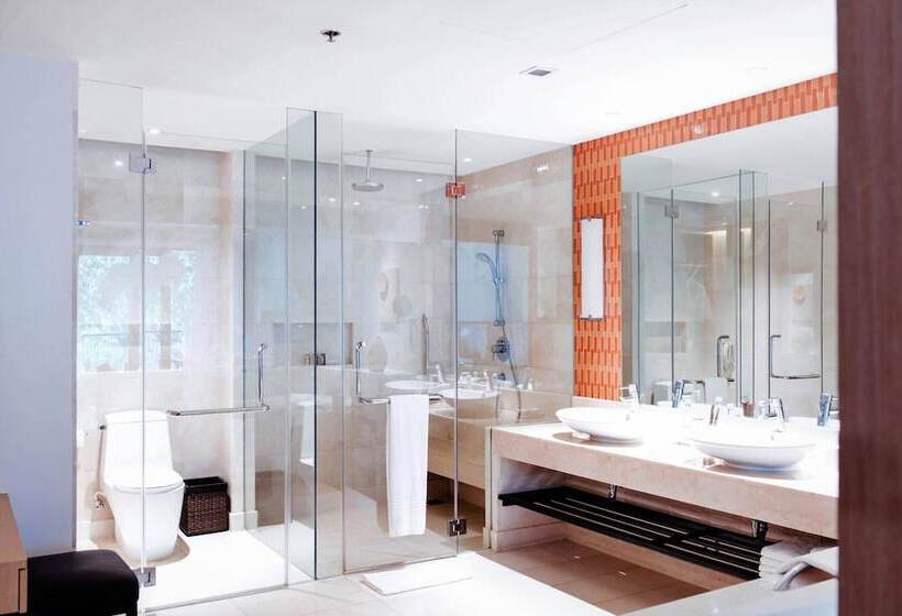 ガーデンビュースイート, Renaissance Phuket Resort & Spa