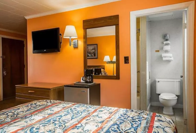 ２ダブルベッドのスタンダードルーム, Rodeway Inn Lincoln I 93