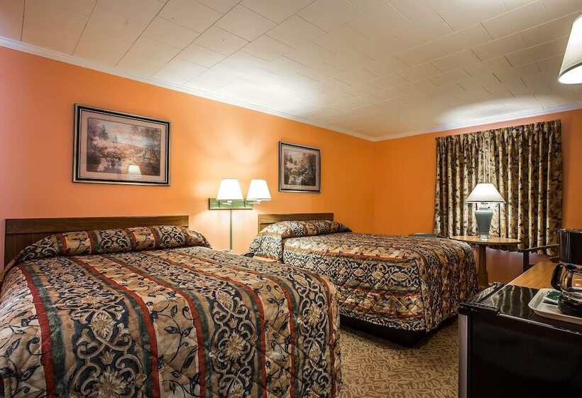 带2个双人床的标准工作室, Rodeway Inn Lincoln I 93