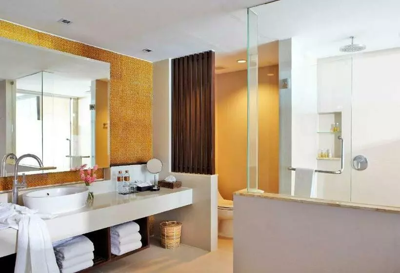 سوییت لوکس, Sareeraya Villas & Suites