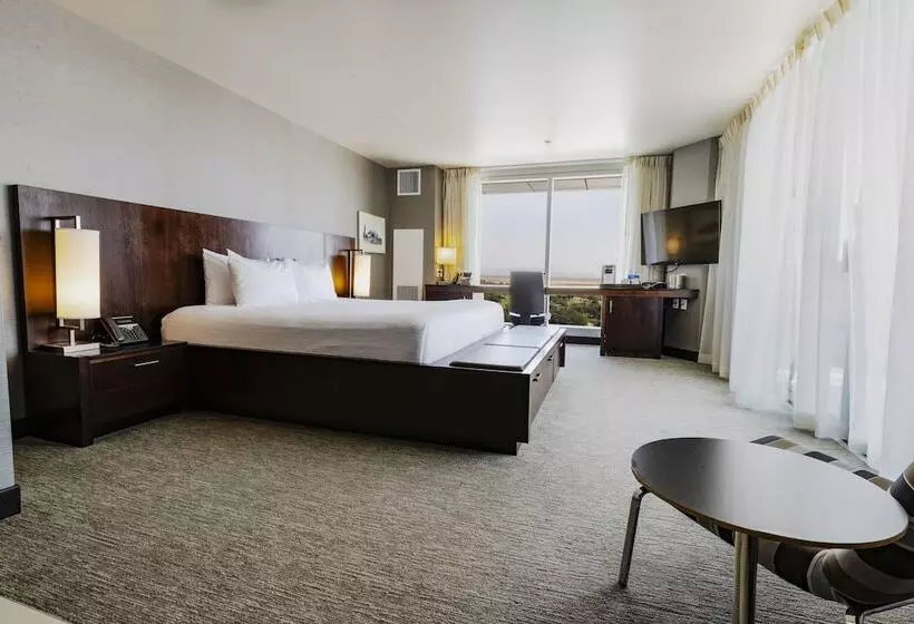 اتاق اجرایی, Talking Stick Resort