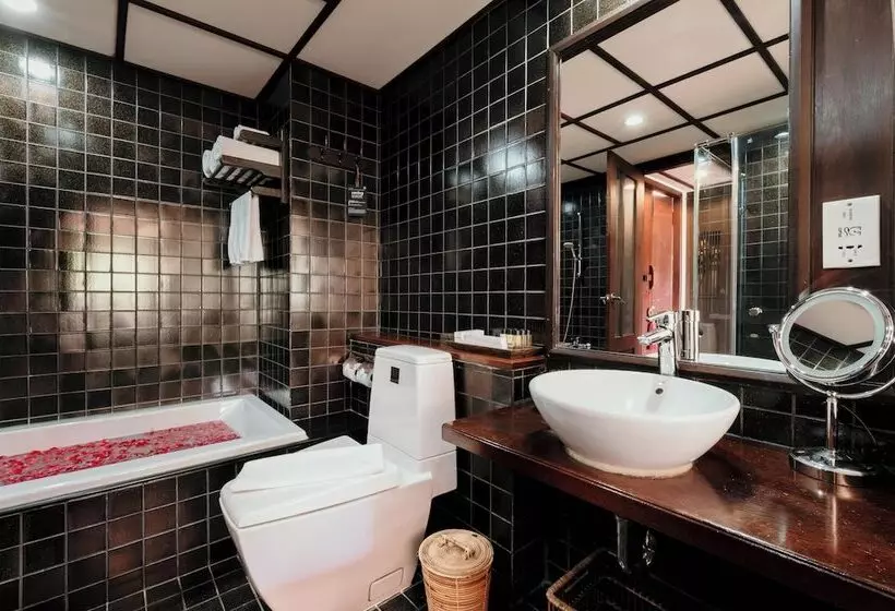 کلبه ییلاقی, Khaolak Laguna Resort