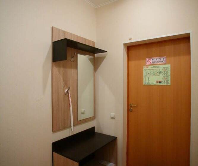 コンフォートルーム, Maksim Hotel