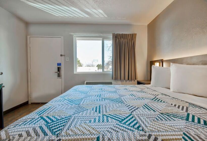 デラックスルーム, Motel 6 Santa Fe