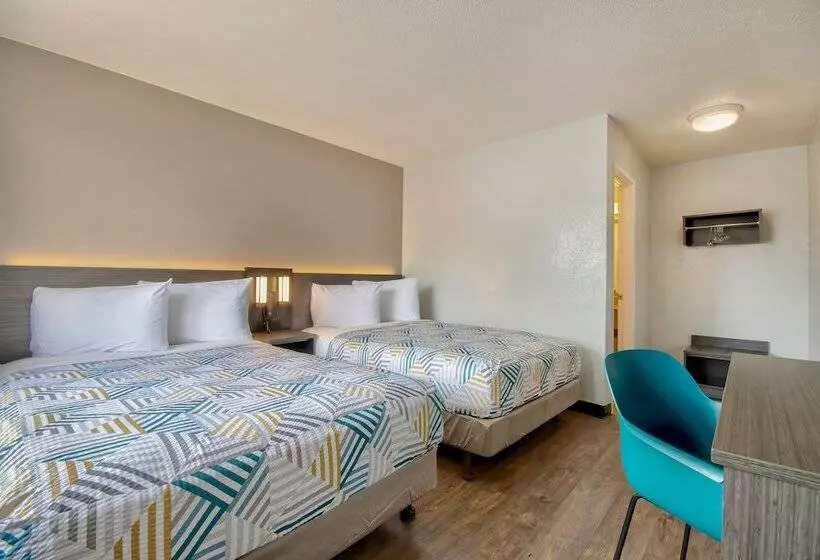 ２ダブルベッドのスタンダードルーム, Motel 6 Santa Fe