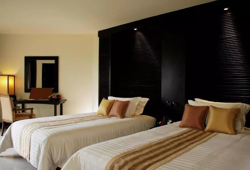 اتاق سوپریور با چشم‌انداز باغ, The Nouveau Chumphon Beach Resort And Golf