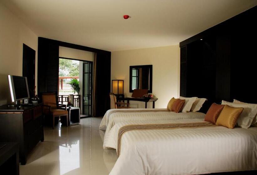 수피리어 룸 가든 전망, The Nouveau Chumphon Beach Resort And Golf