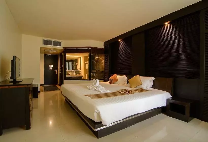 اتاق سوپریور با چشم‌انداز باغ, The Nouveau Chumphon Beach Resort And Golf