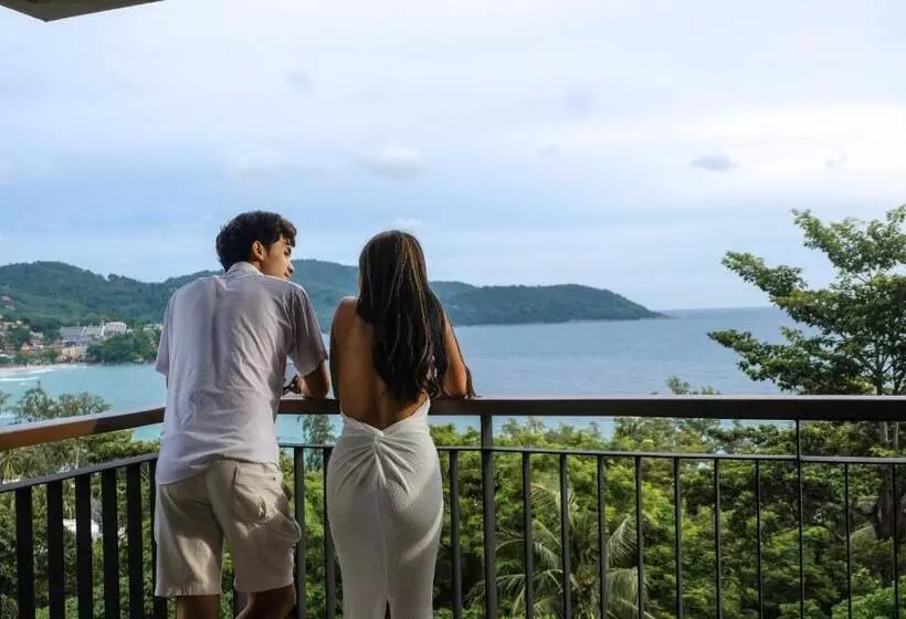 キングサイズベッドのデラックスルーム, Novotel Phuket Kata Avista Resort And Spa