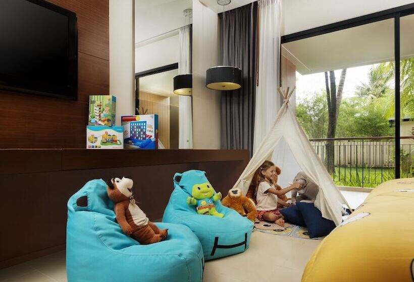家庭房带园景, Novotel Phuket Kata Avista Resort And Spa