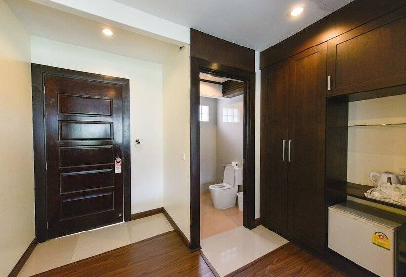 Номер Superior Вид на Бассейн, Sita Beach Resort Koh Lipe