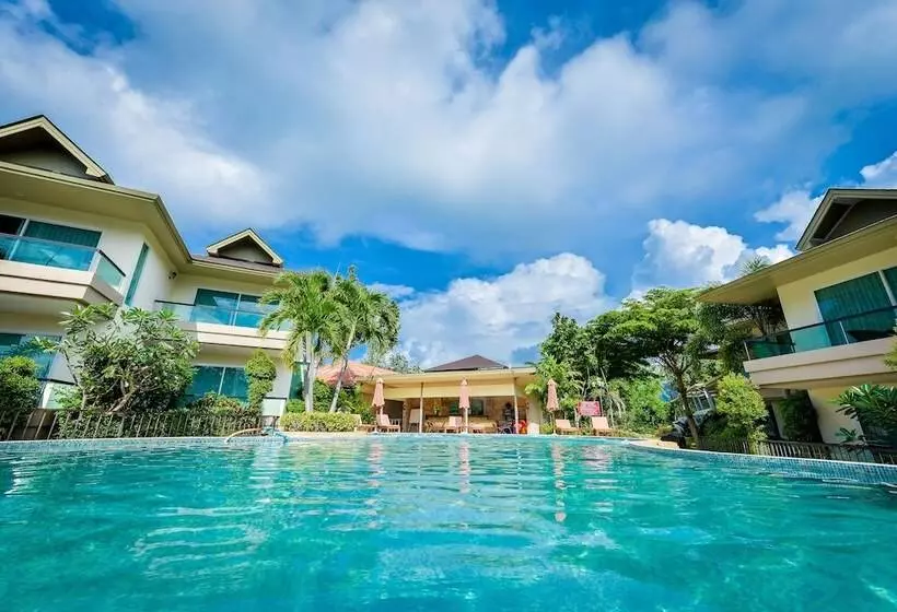 プールの見えるスーペリアルーム, Sita Beach Resort Koh Lipe
