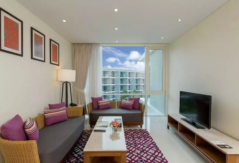 سوئیت 2 خوابه, Splash Beach Resort, Maikhao Phuket
