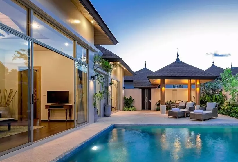 ویلای 2 خوابه, Splash Beach Resort, Maikhao Phuket