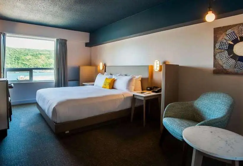 اتاق استاندارد با تخت بزرگ, Hampton By Hilton Dublin City Centre