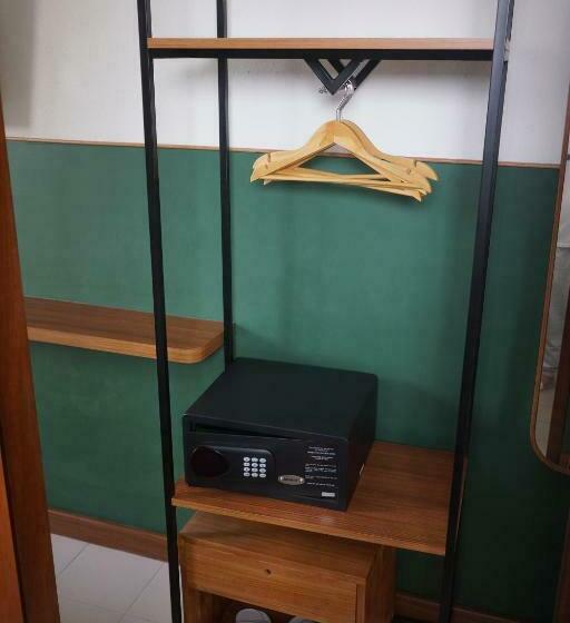 חדר דלוקס, Liberta Malioboro