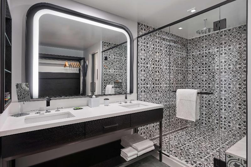 اتاق استاندارد با چشم‌انداز باغ, Adrina Beach