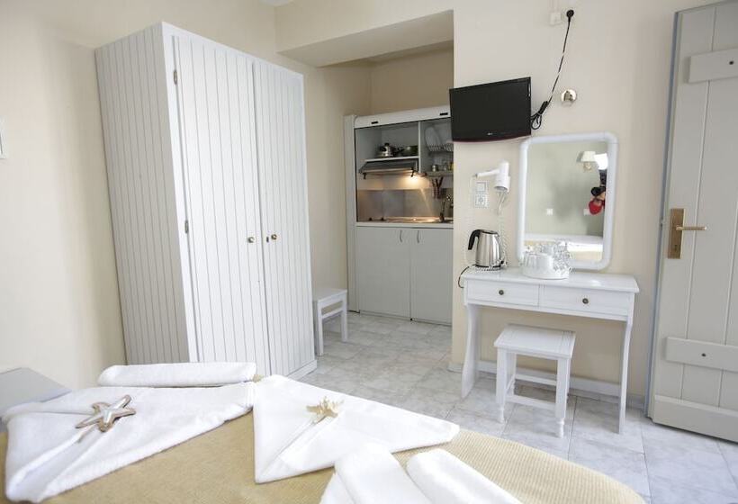 إستوديو قياسى ذو إطلالة جانبية على البحر, Alexandra S Rooms