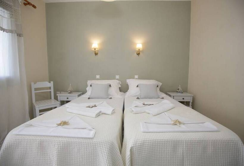 غرفة قياسية مطلّة علي البحر, Alexandra S Rooms