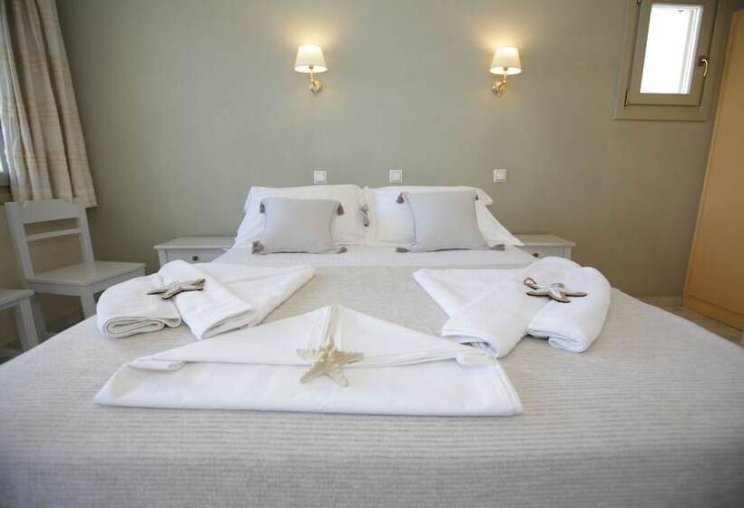 غرفة قياسية مطلّة علي البحر, Alexandra S Rooms