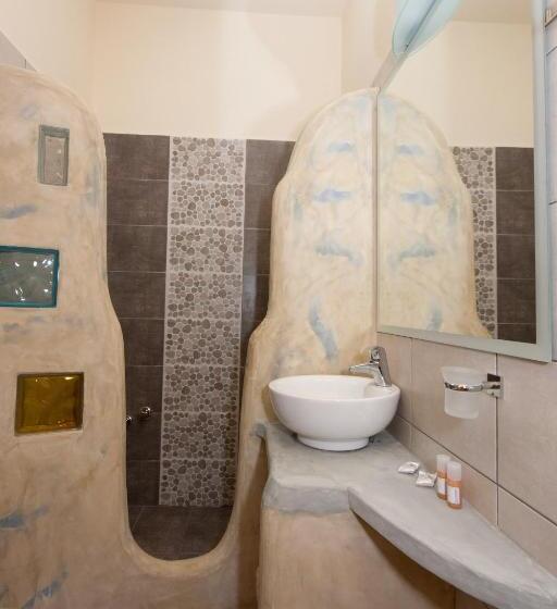 إستوديو قياسى, Alexandra S Rooms