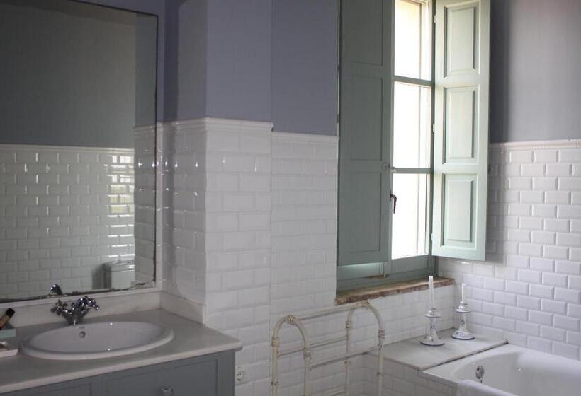 Полулюкс, Moli Canyisset