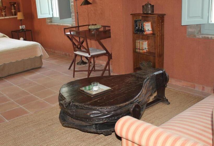 Полулюкс, Moli Canyisset