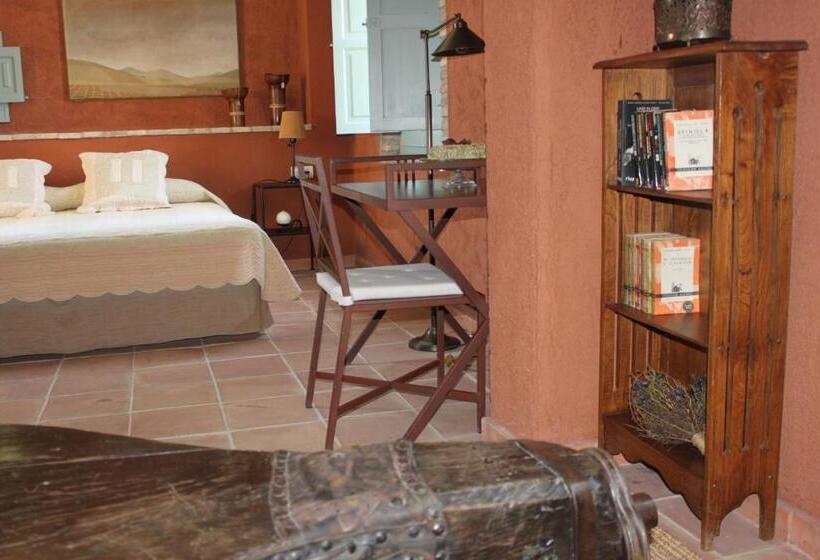 Полулюкс, Moli Canyisset