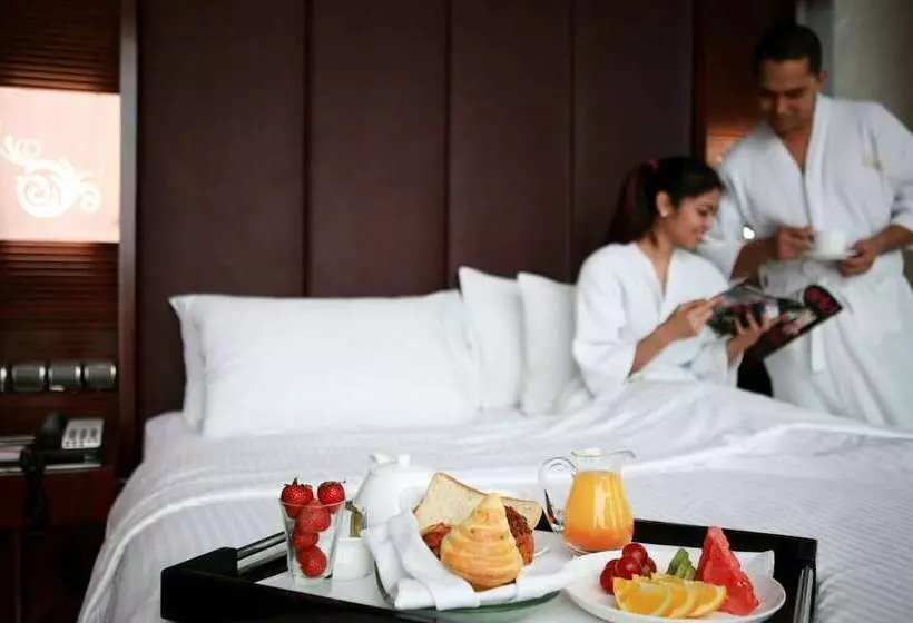 سوییت, Cambridge Hotel Medan