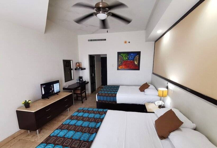 Номер Стандарт 2 Двуспальные Кровати, Coral Island Beach View