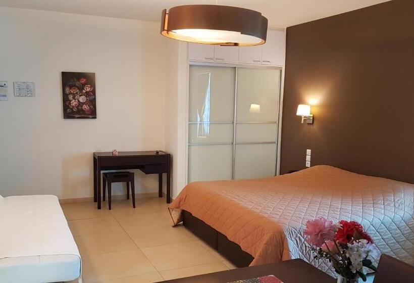 Номер Стандарт Трехместный, Cosmos