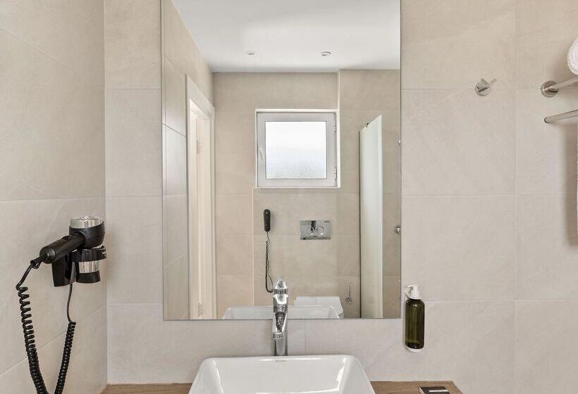 Семейный Номер Superior, White Olive Marine Aquapark   All Inclusive