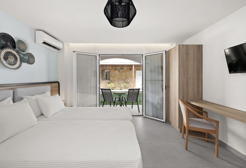 Номер Superior Вид на Сад, White Olive Marine Aquapark   All Inclusive