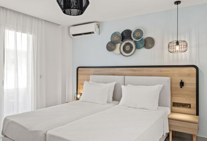 Номер Superior Вид на Сад, White Olive Marine Aquapark   All Inclusive