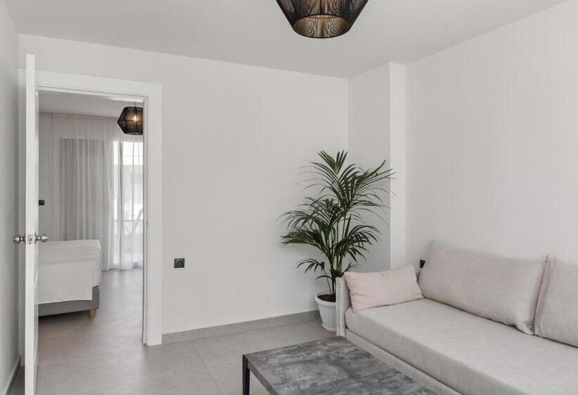 Семейный Номер Superior, White Olive Marine Aquapark   All Inclusive