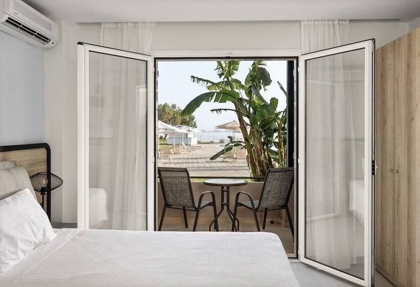 Номер Superior Боковой Вид на Море, White Olive Marine Aquapark   All Inclusive