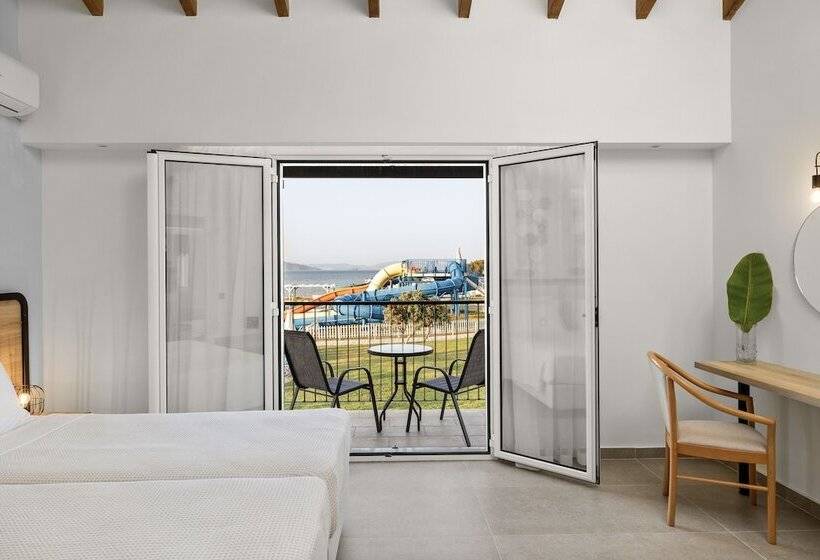 Семейный Номер Superior, White Olive Marine Aquapark   All Inclusive