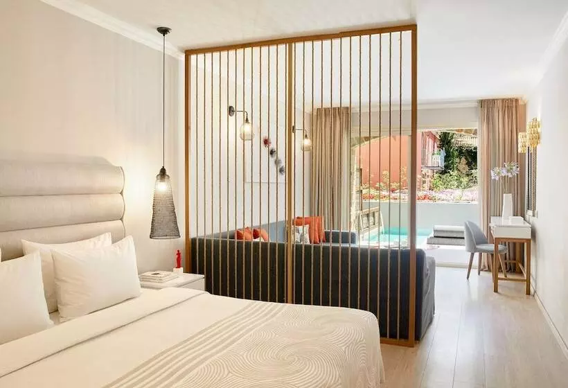 سوییت با استخر, Parga Beach Resort