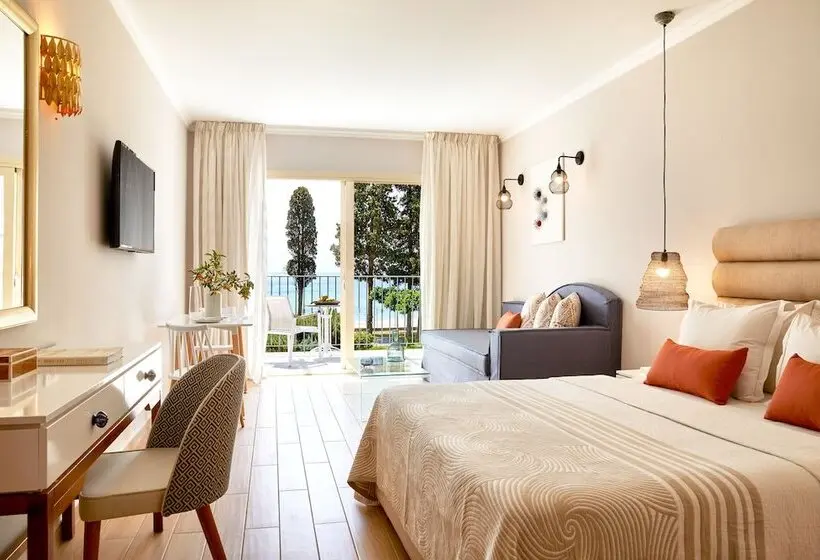 سوییت با چشم‌انداز دریا, Parga Beach Resort