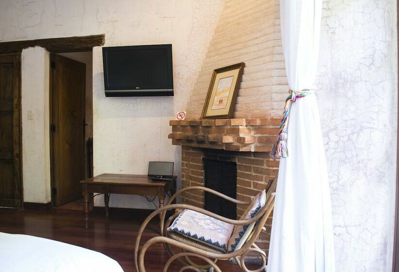 سوییت, Posada De Los Leones