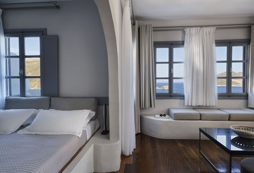 جناح مطلّ علي البحر, The Petra, Small Luxury Hotels Of The World