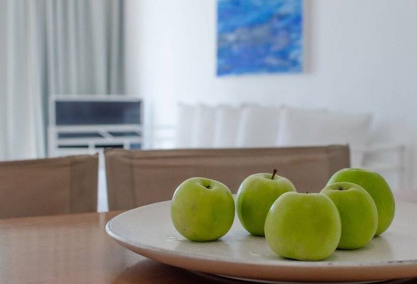 Апартаменты Comfort 2 Спальни, Knossos Beach Bungalows Suites Resort & Spa