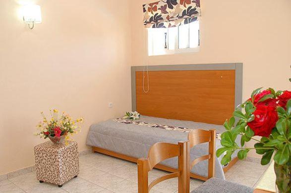 패밀리 룸, Macedonia