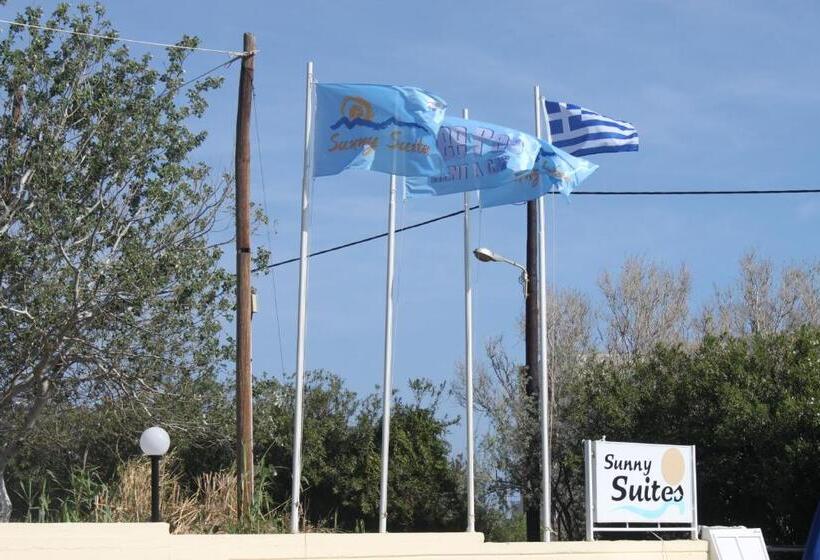 דירת חדר, Sunny Suites