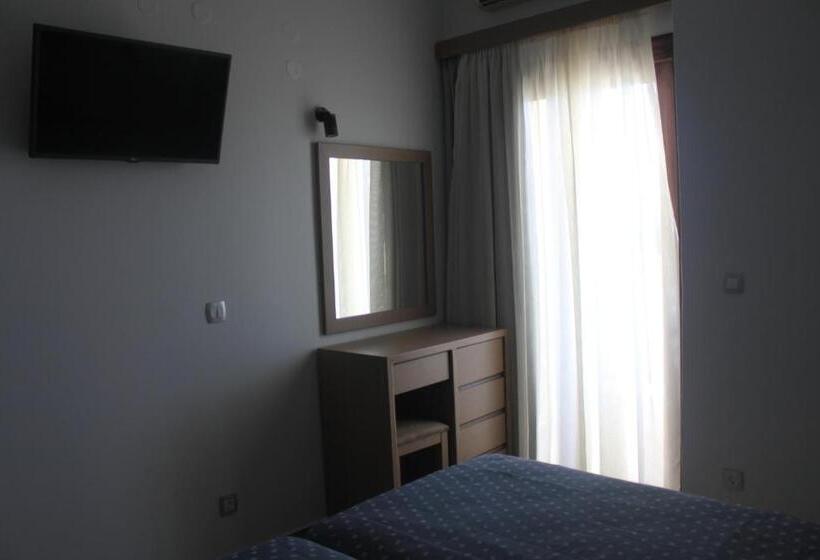 דירת חדר, Sunny Suites