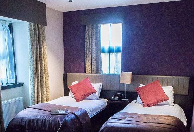 חדר סטנדרט, The Torrance Hotel