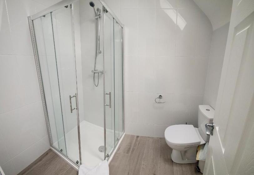 Семейный Номер Superior, The Leitrim Inn And Blueway Lodge