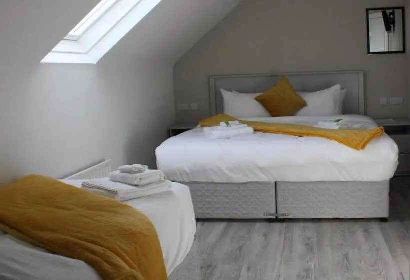 スーペリアールーム, The Leitrim Inn And Blueway Lodge