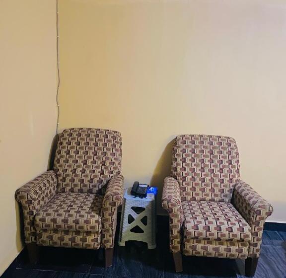 اتاق استاندارد یک نفره, Jennabwa Lodge And Restaurant